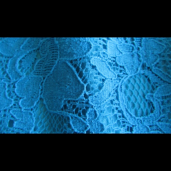 Polka dot Rockabilly Dress With Lace Back - Picture 8 of 8